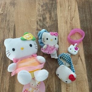 Set of 4 Hello Kitty Toys